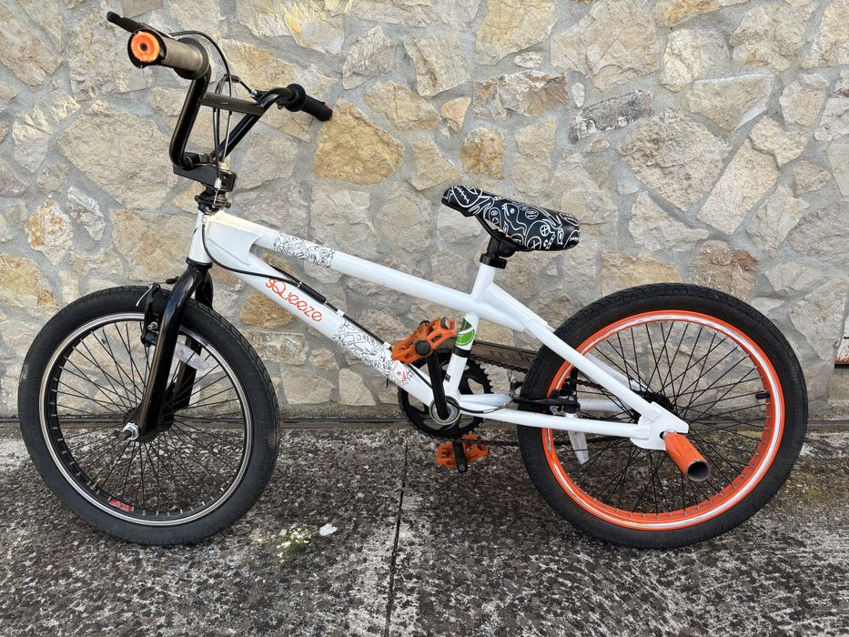 Como nova BMX Squeeze