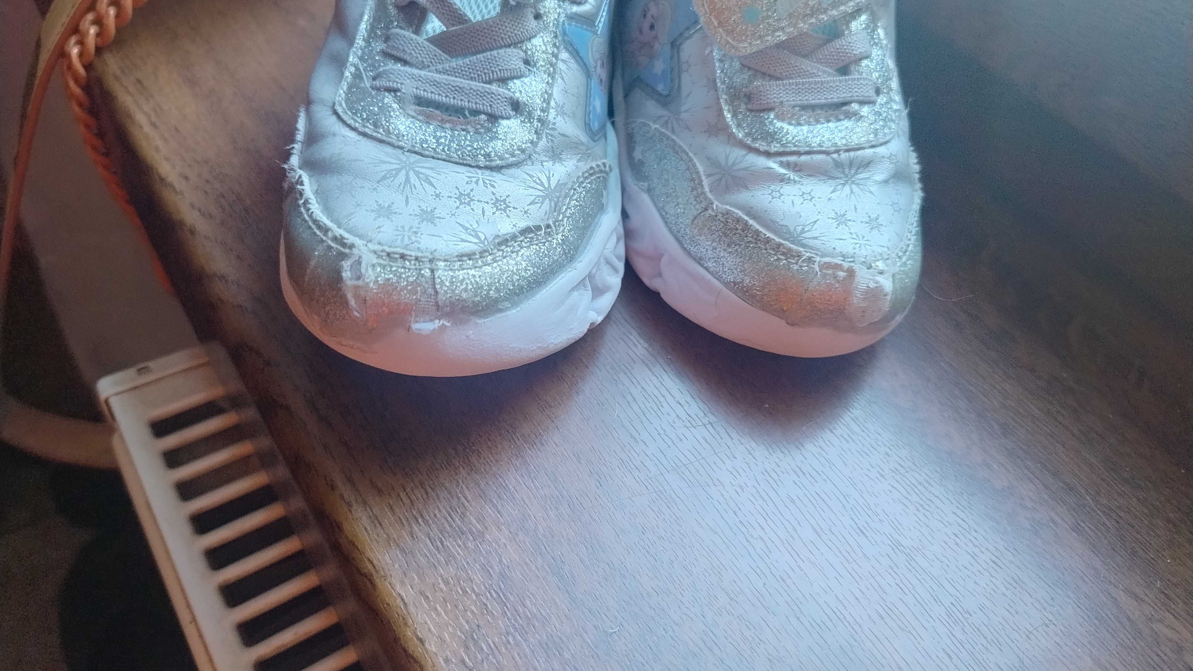 Buty Frozen świecące, rozmiar 27