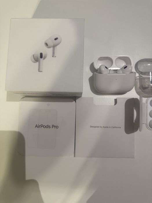 AirPods Pro 2 + etui nike