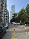 Parking obok Złotej 44
