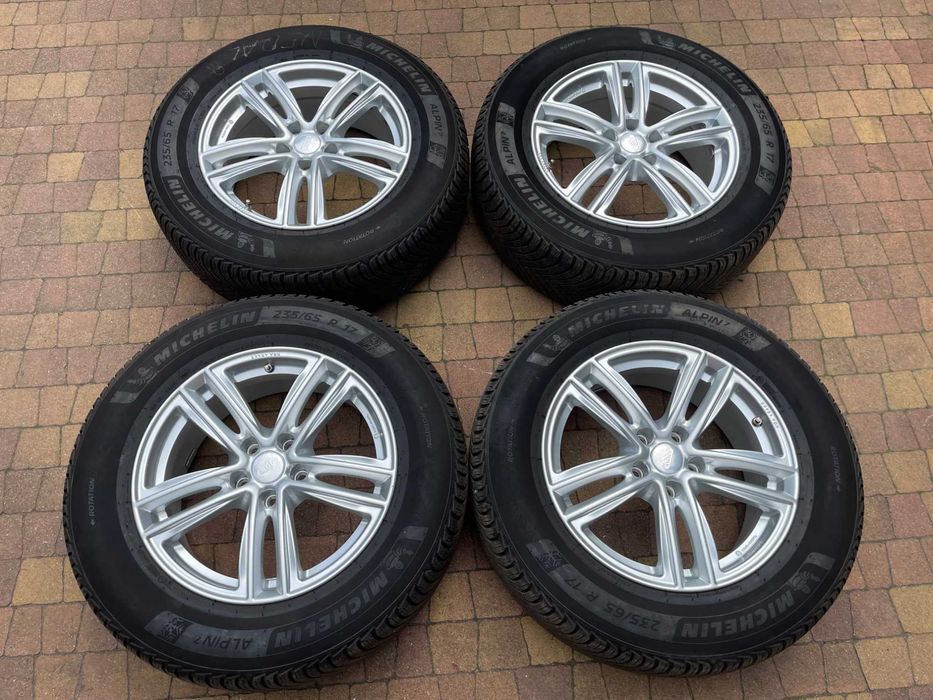 3914. Alufelgi 17" Audi Q5 FY Q3 7J ET34 5x112 ładne proste