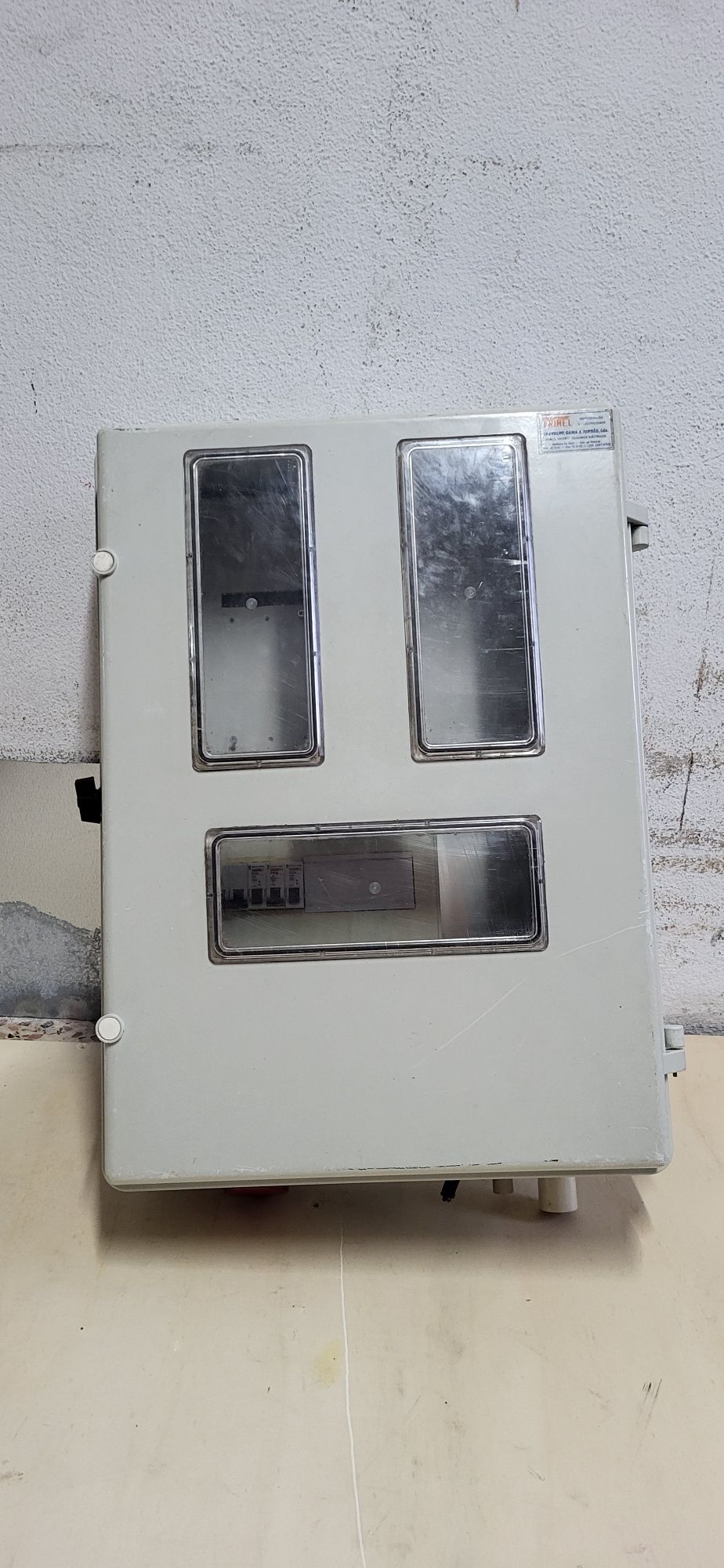 Vendo quadro eléctrico