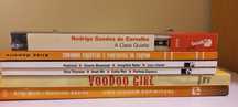 Vários livros usados