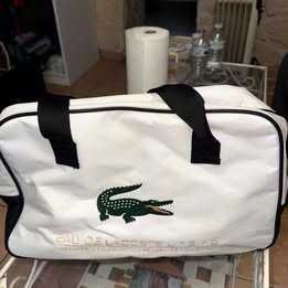 saco lacost original muito bem cuidado