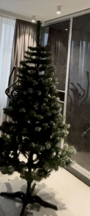 Продается Ёлка искуственная