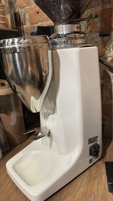 Profesjonalny młynek Quamar Q13 – nowe żarna Ø75 mm