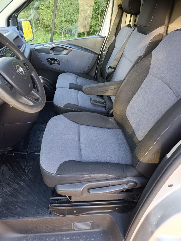 Opel Vivaro 2019 rok 1.6 120 KM 90 Tys przebiegu