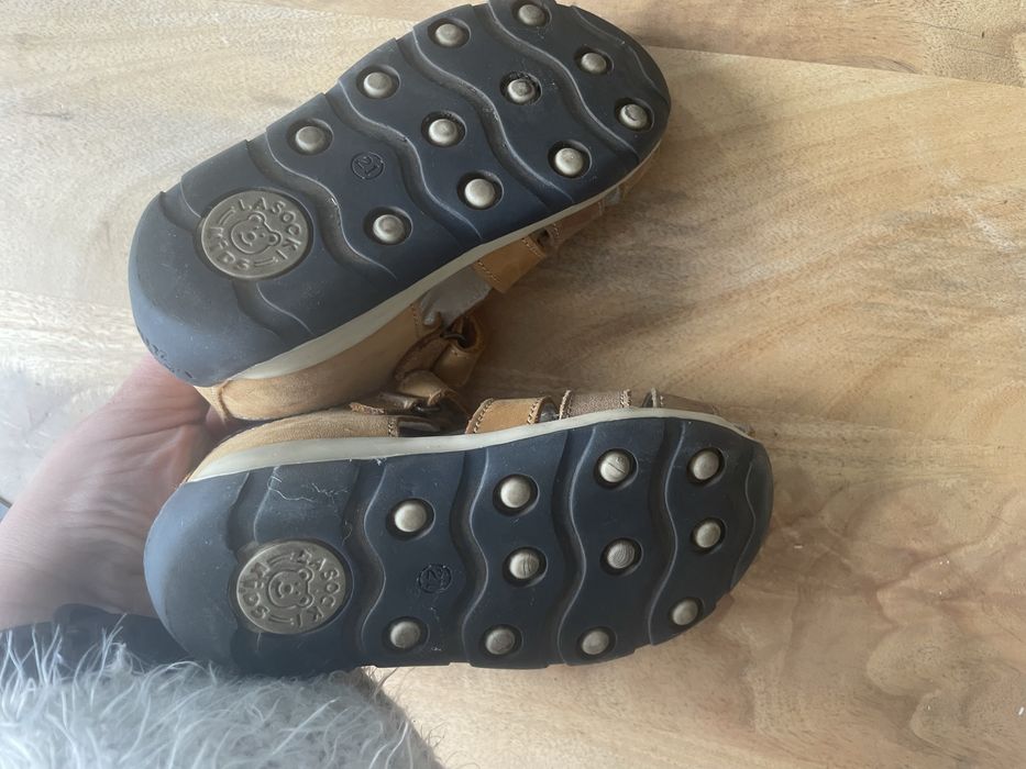 Skórzane sandały Lasocki rozmiar 21