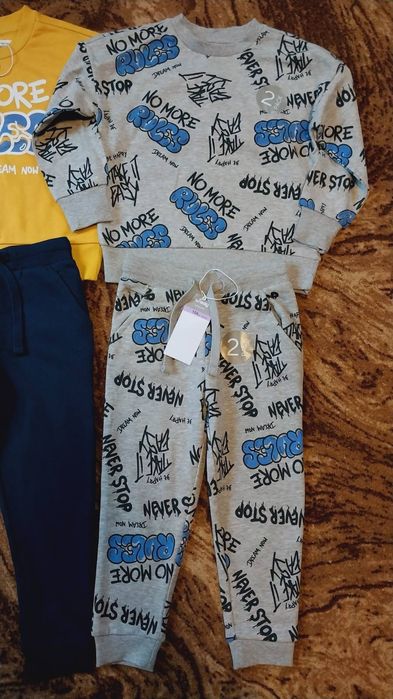 Костюм на флісі 104-110р