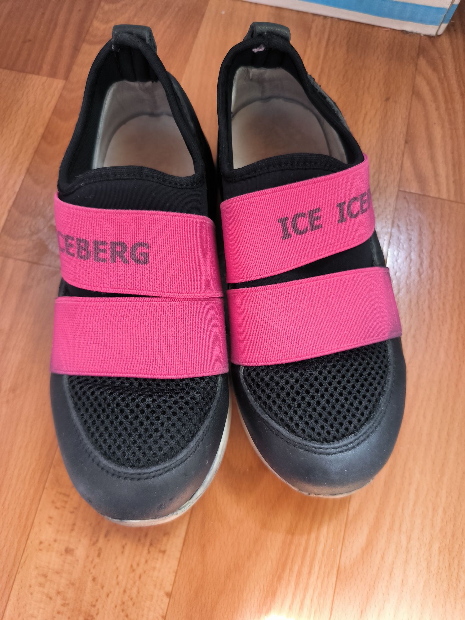 Кроссовки  ICE Iceberg 28 розовые и 30 зелёные