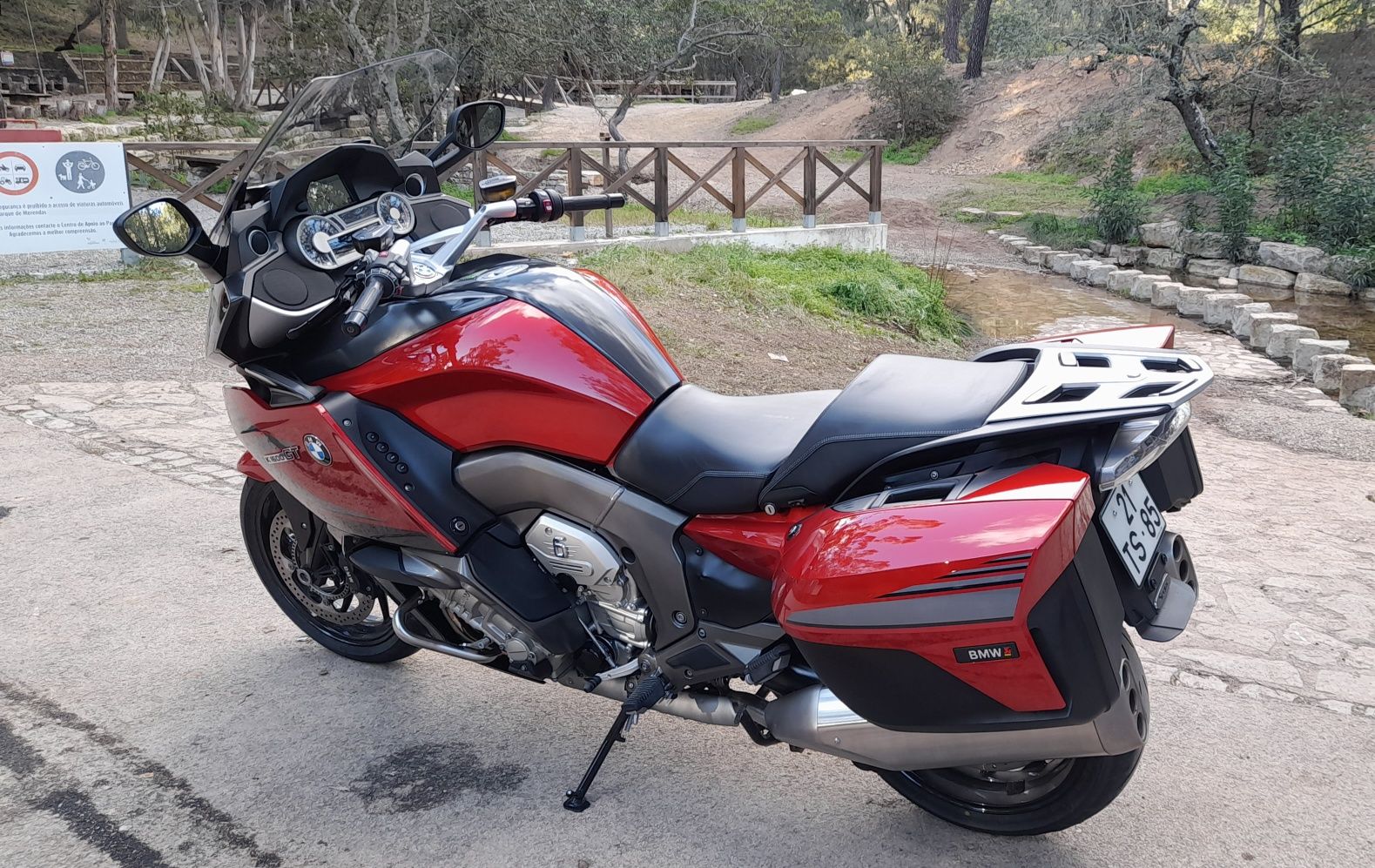 BMW K 1600 GT em estado irrepreensível