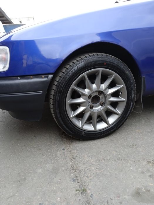 Продам Форд сиера 2литра