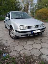 Golf IV 1.6 benzyna doinwestowany zero rdzy