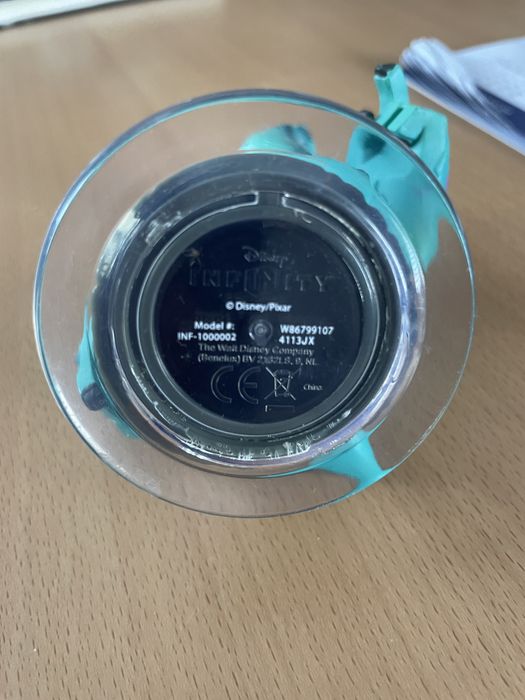 2 figuras Disney infinity