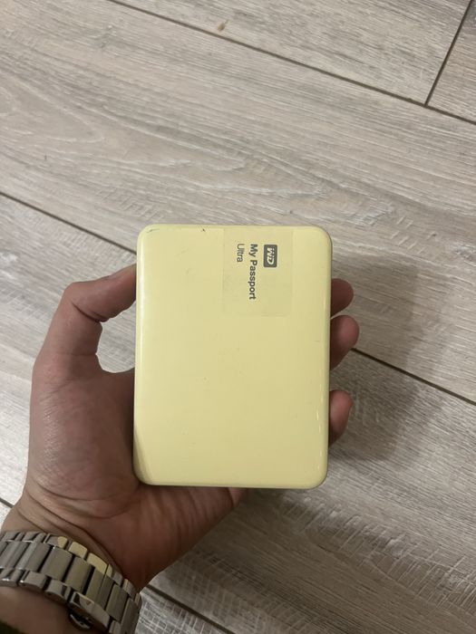 Зовнішній жорсткий диск HDD 3 TB