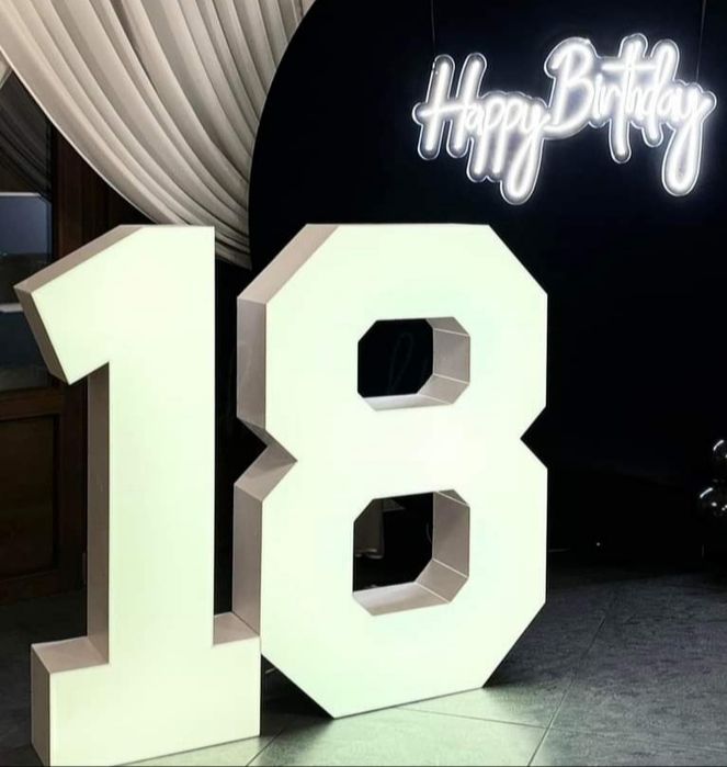 Fotobudka 360, wiatraki iskier, fotolustro, drink bar, ciężki dym, nap