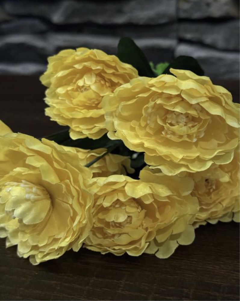 Bukiet sztucznych kwiatów żółte 33 cm 48tknkw