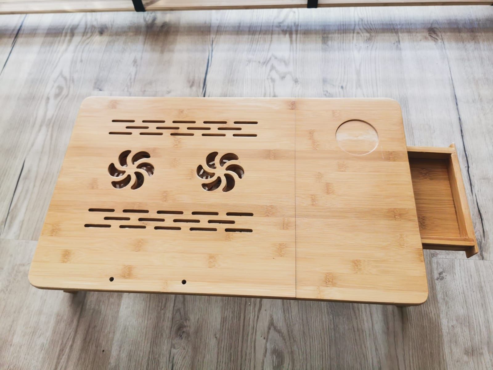 Podstawa pod laptopa THEM bambus