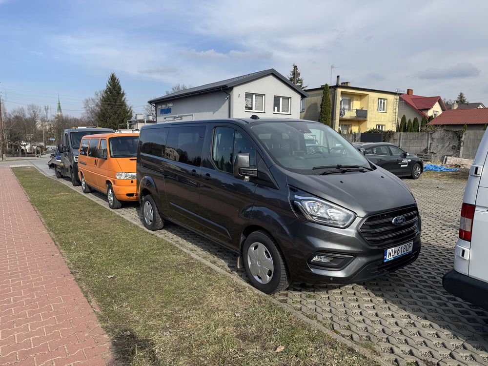 Wypozyczalnia osobowy Ford Transit do wynajęcia Bus 9 osobowy