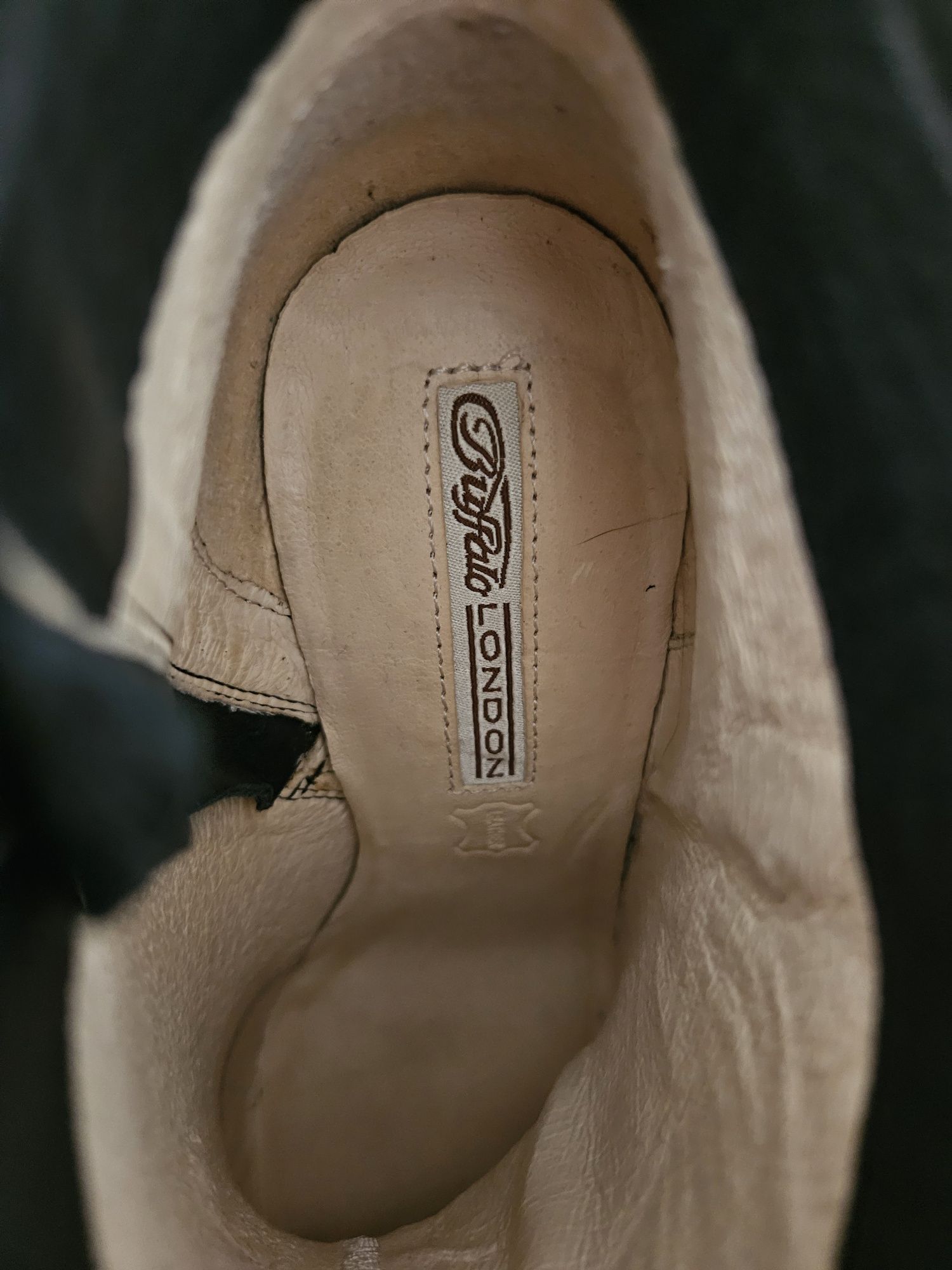 Buty damskie Buffalo London, rozmiar 40, stan idealny