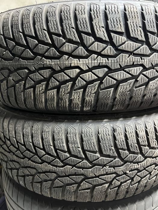 Продам зимнюю резину нокиан r16 205/60