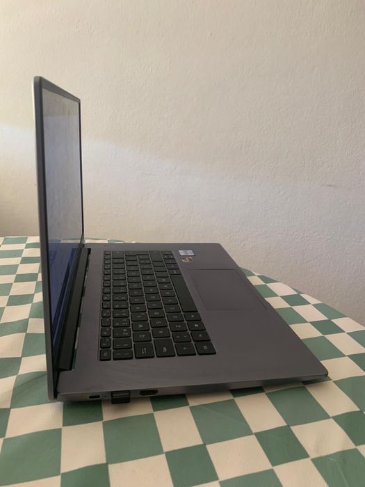 Huawei matebook d15