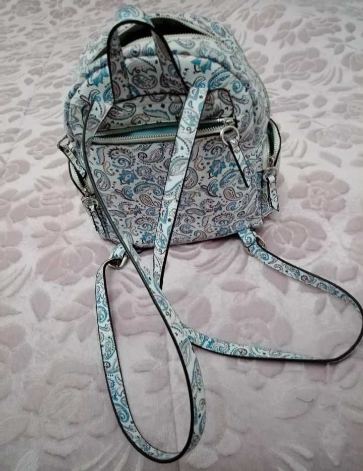 Mochila de senhora