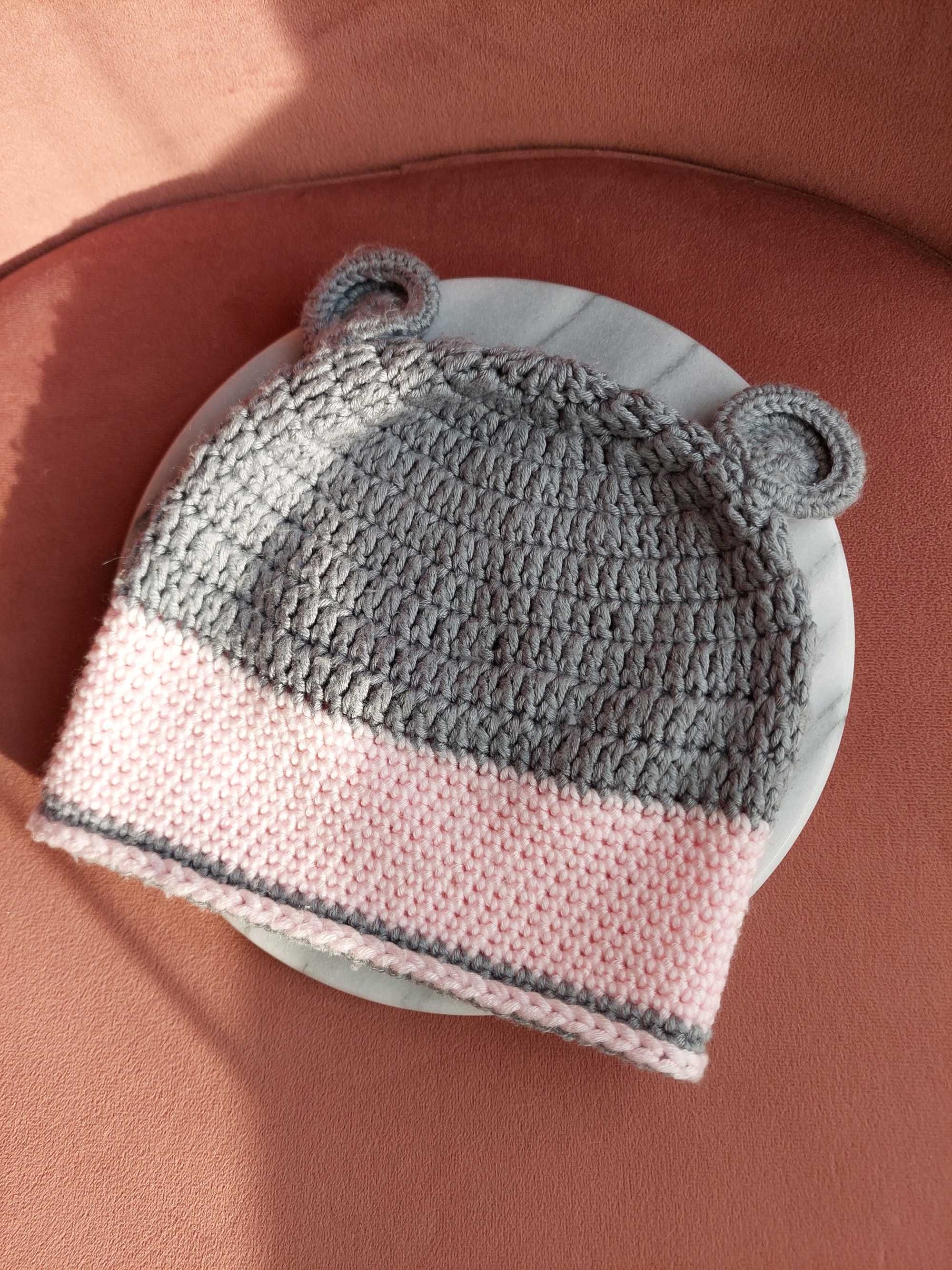 Hand made wełniana czapka szaro różowa z uszkami 6-18m.
