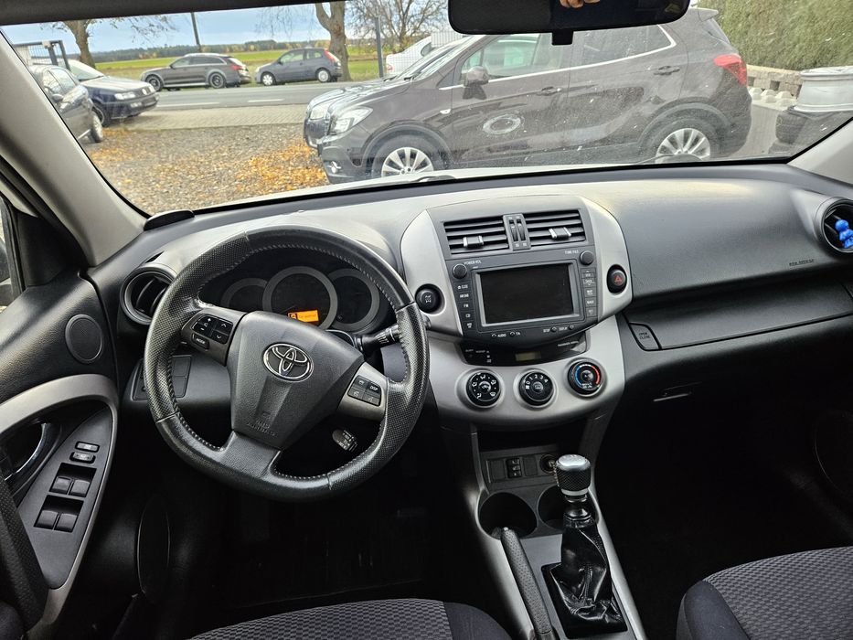 Toyota Ra4 2.2 D4D 4x4 nawigacja Grzane fotele