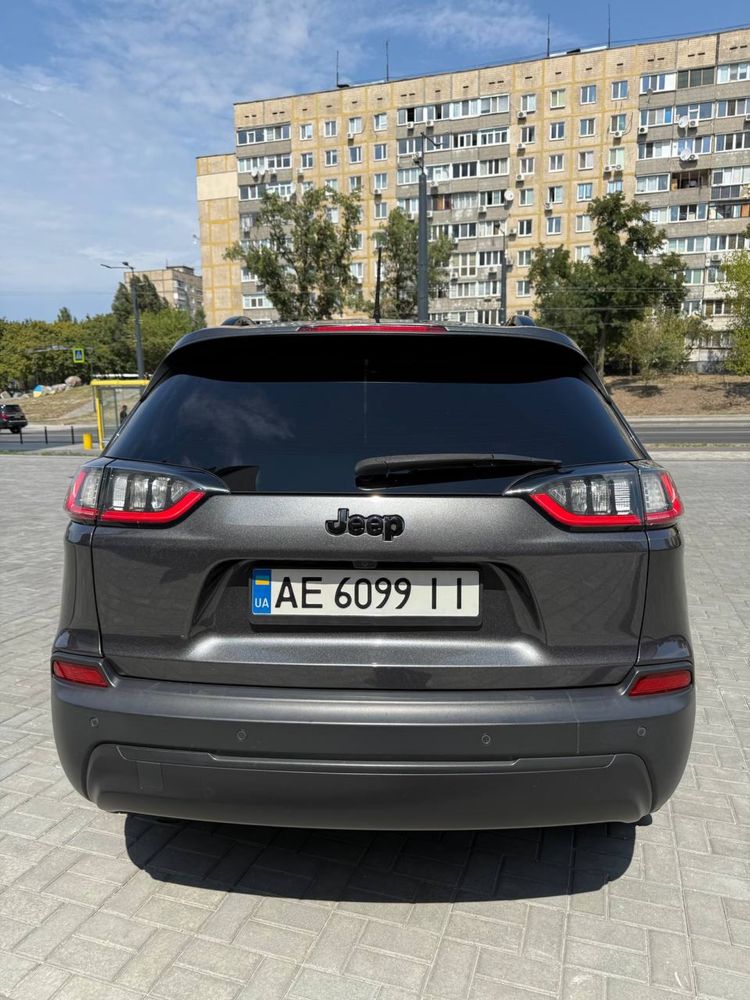 Jeep Cherokee Продам