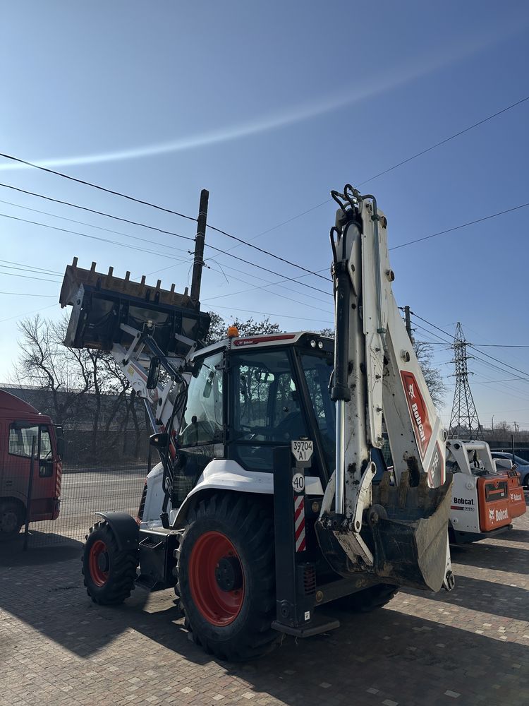 Ескаватор-навантажувач BOBCAT B730R