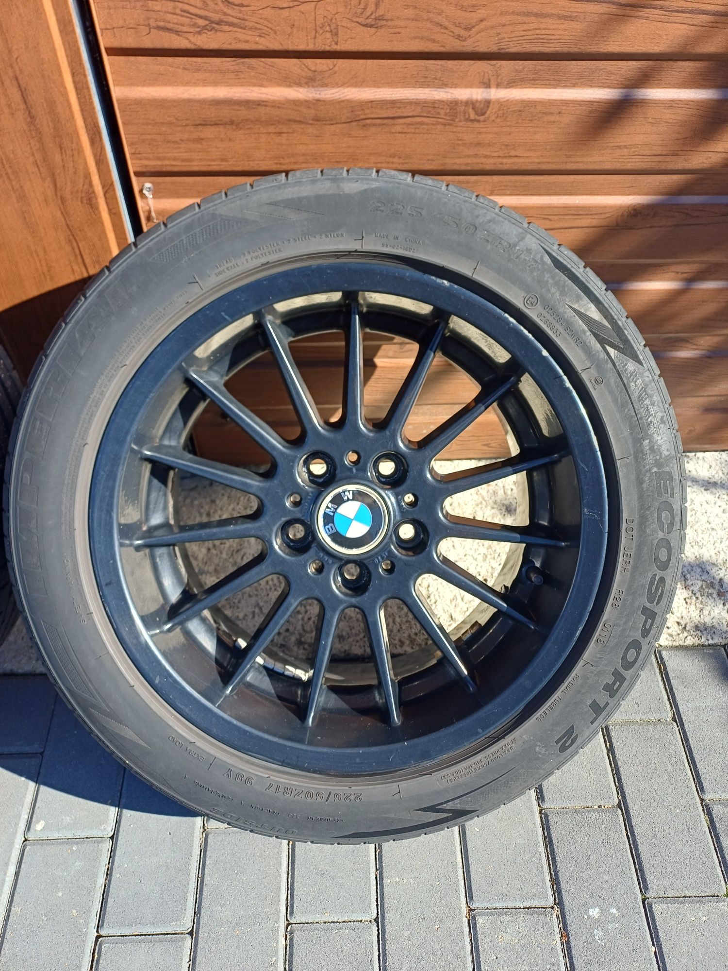 74.1mm ET20 8j R17 Styling 32 Rant BMW Czarne 5×120 E39 E60 E90 E87 36