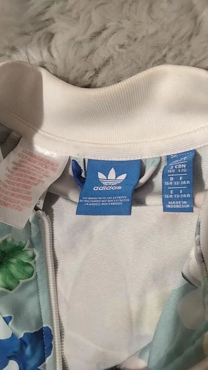 Adidas женская ветровка