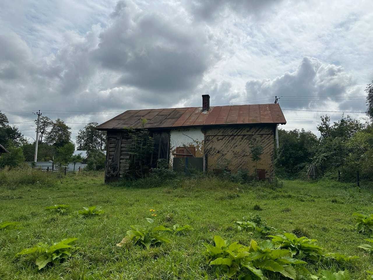 земля Надвірна, поряд з АТБ , кільце. Підійде під комерцію. Буковель