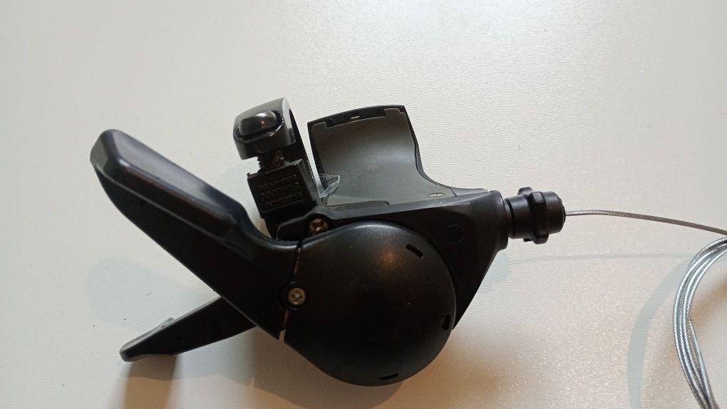 Manetki Shimano acera slm 360. 3x8