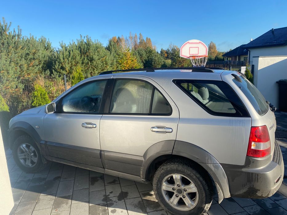 Sprzedam Kie Sorento uszkodzona