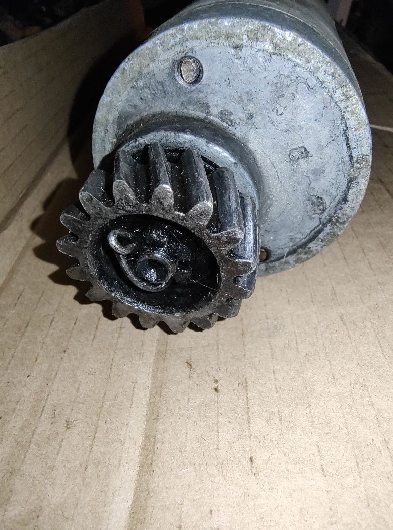 Prądnica G414 6v Dniepr MT K650 K750 M72