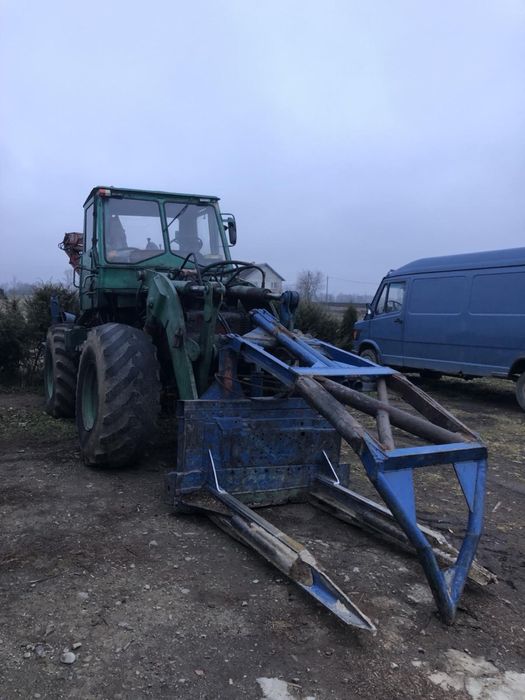 Фронтальний погрузчик Т156