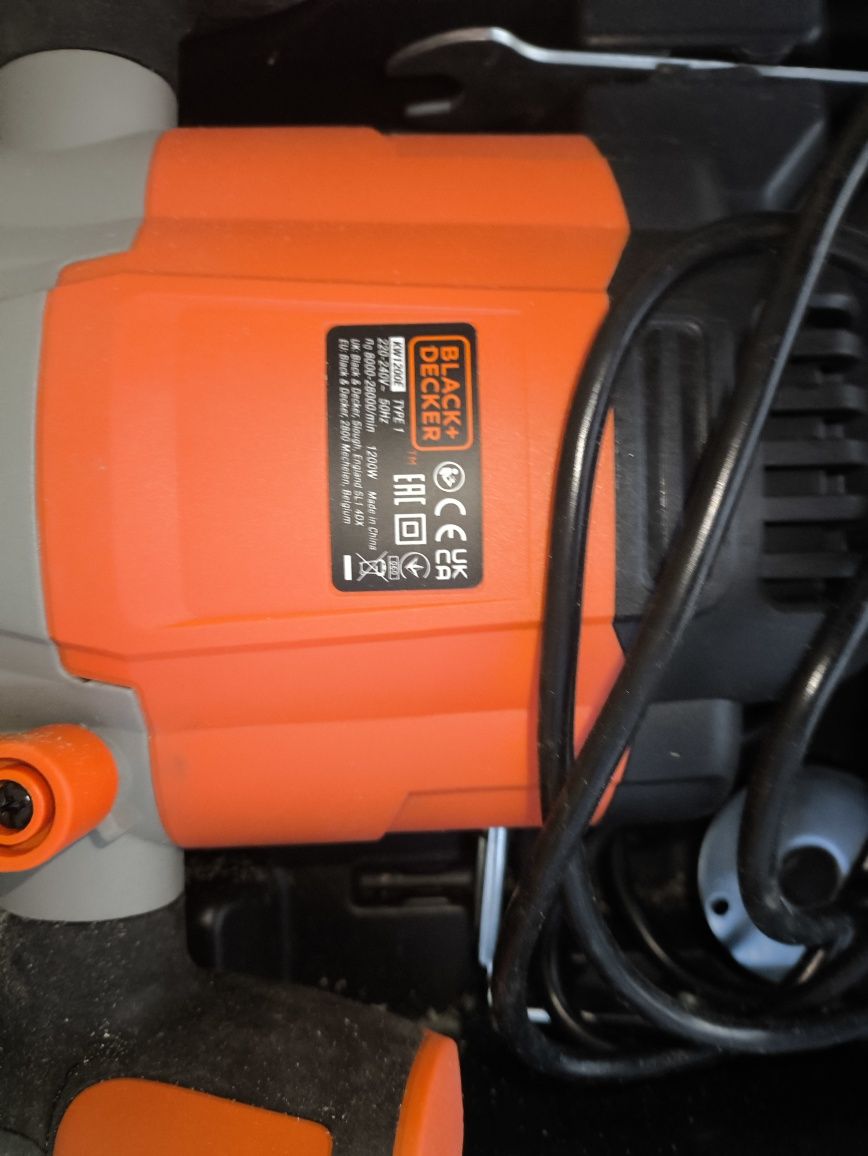 Tupia blackandecker