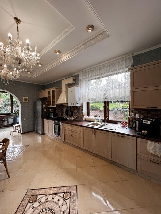 Оренда будинку Забуччя, біля лісу та озера, швидкий виізд на Киів