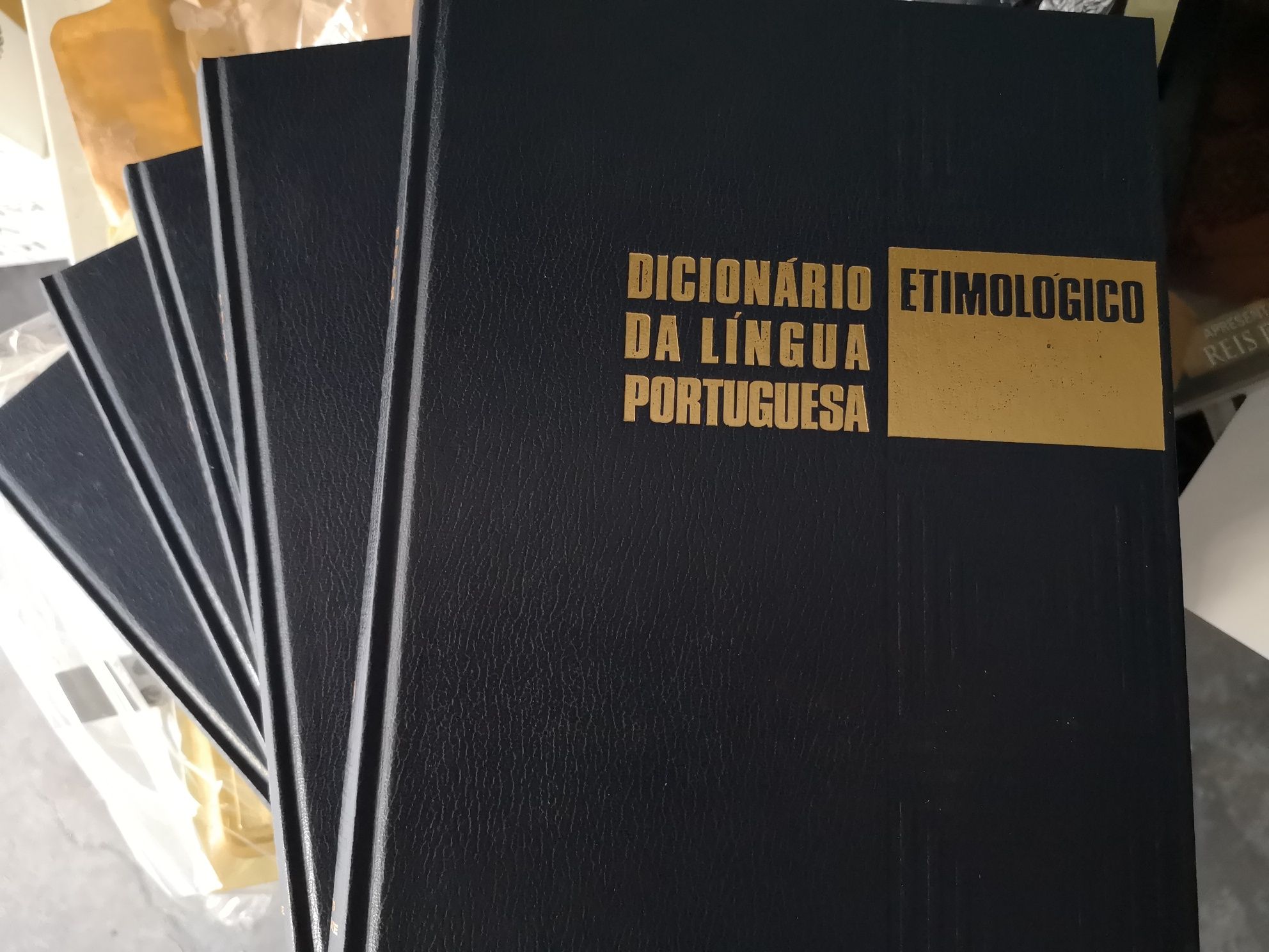 Dicionário etimológico da língua portuguesa - 5 vol. - J. Pedro Machad