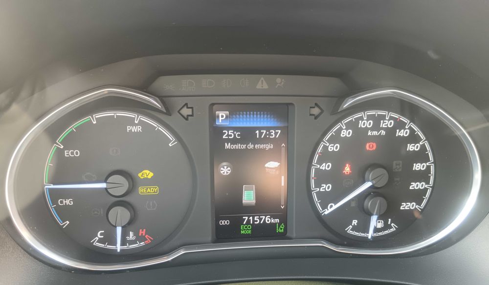 Toyota Yaris Híbrido - 19