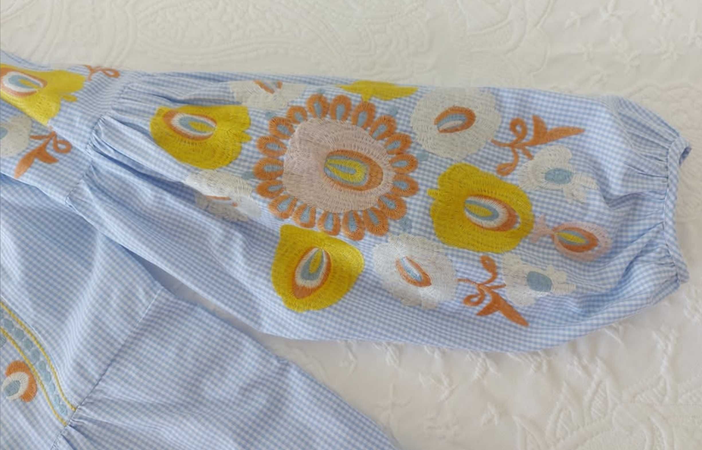Blusa / Tunica bordada nova, tamanho S