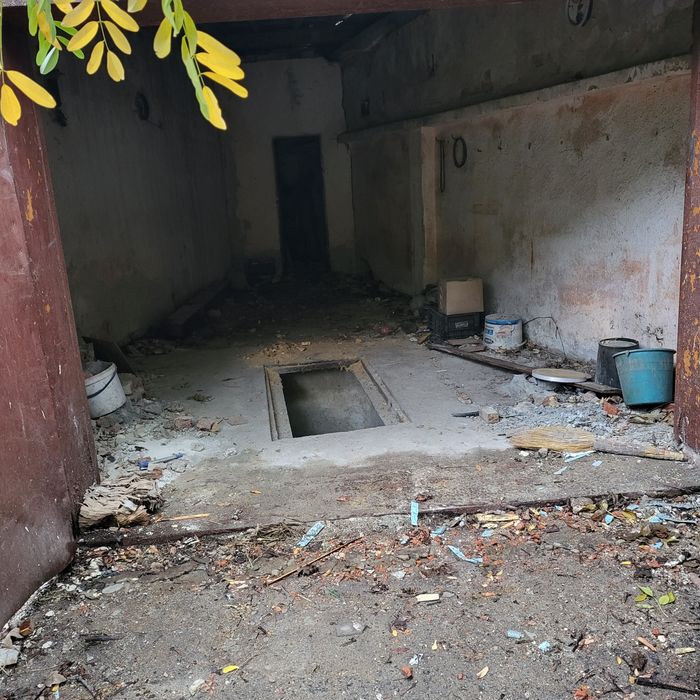 Оренда гаража -цегляний.Незалежності-Нова 5