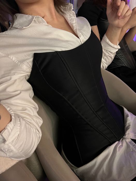 Корсет, індивідуальне пошиття