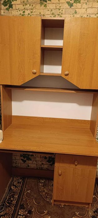 Продам компютерний стіл