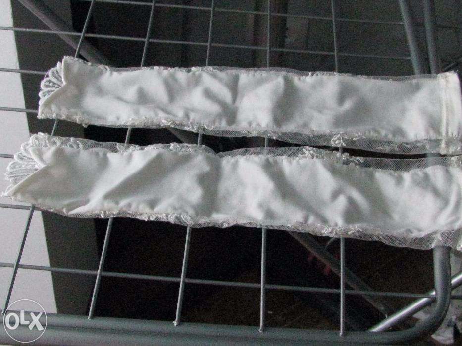 Продаю красивые кружевные свадебные перчатки б/у