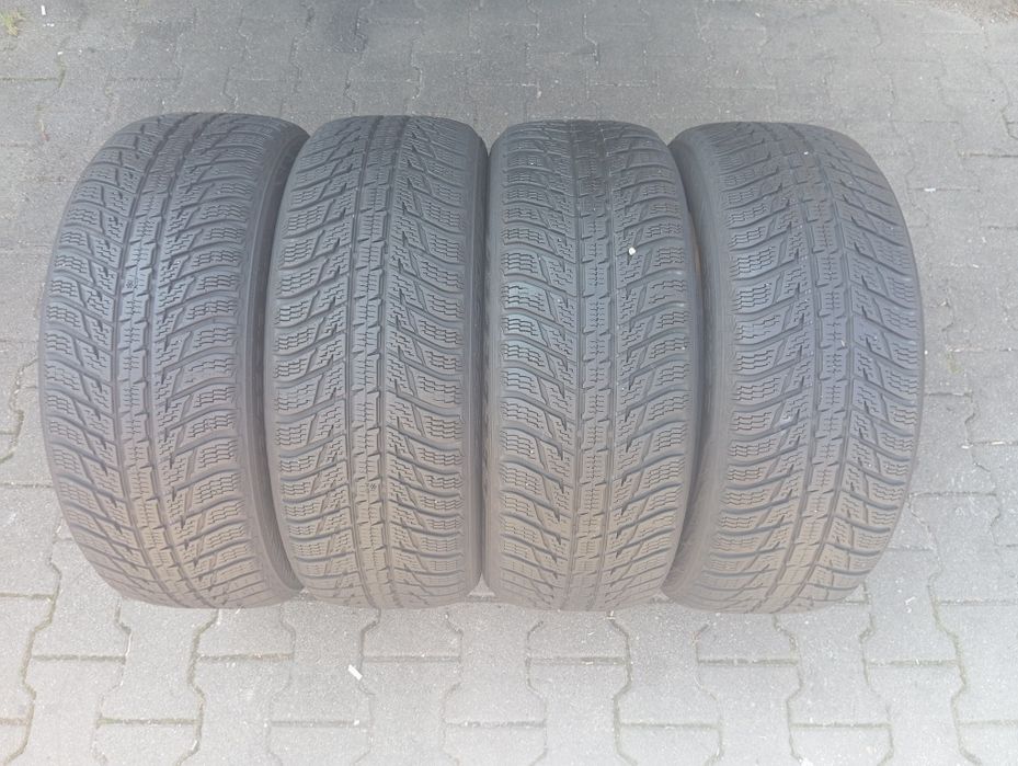 4szt zimówki Nokian 235/55/18 104H XL
215/55/17 98V X