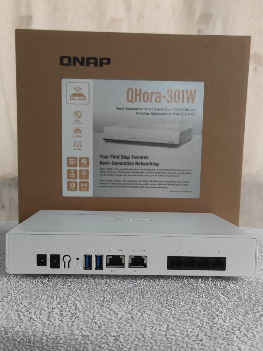 Router QNAP QHora-301W