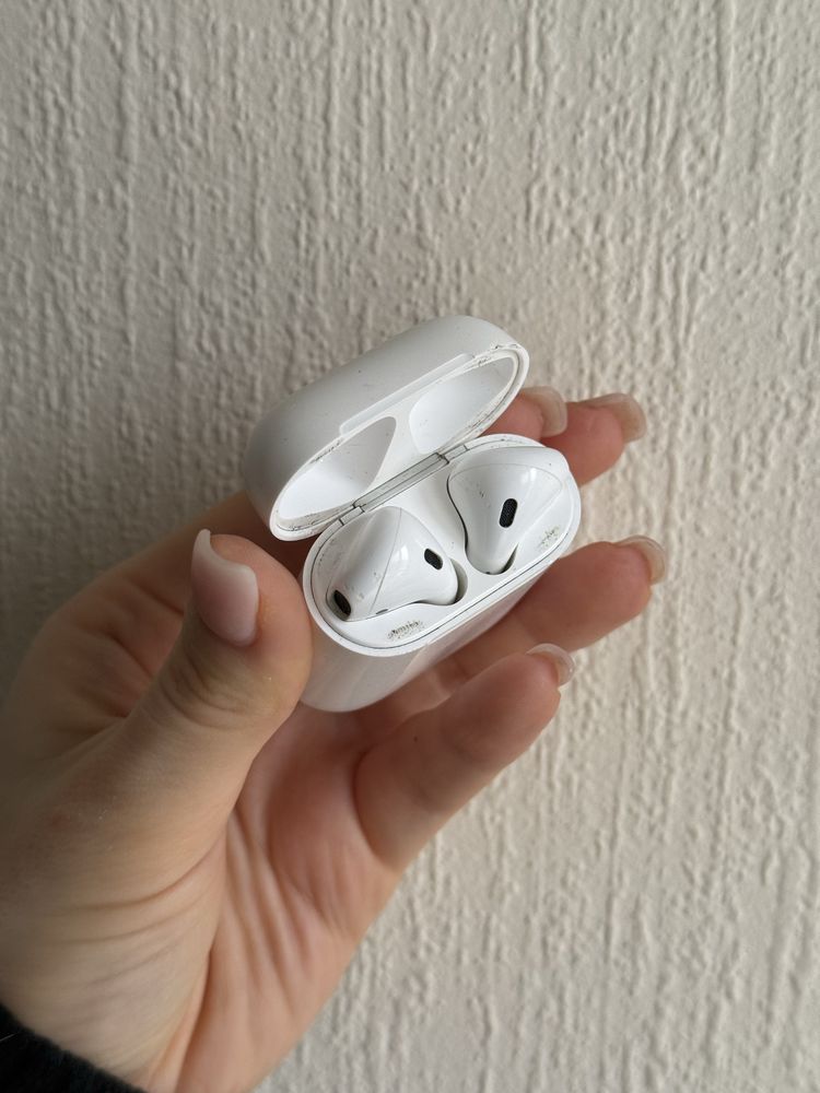 Навушники apple airpods 2 оригінал бу